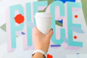 皇马大胜比利亚雷亚尔升至联赛第一